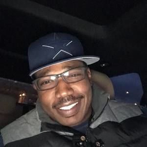 Meet your Posher, Abe